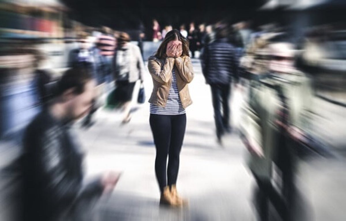 ansia-sociale-consigli-per-gestirla