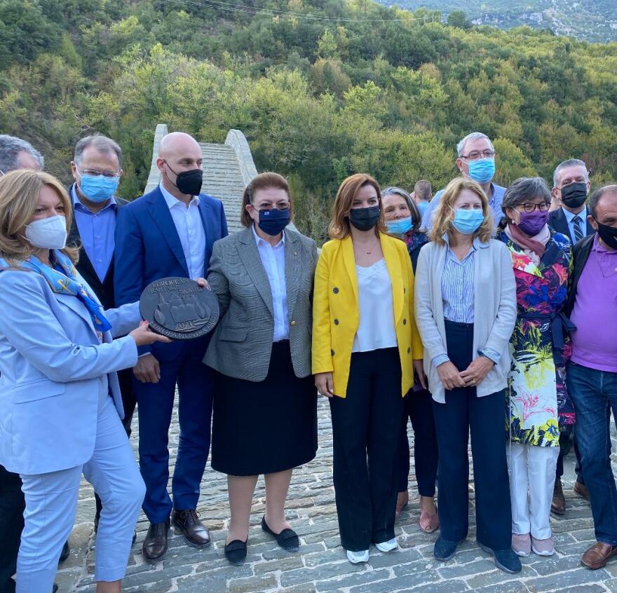 Mendoni_-_Vraveusi